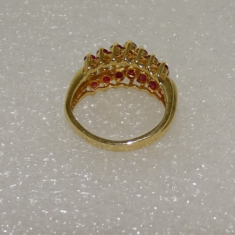 VINTAGE 14K RUBY & DIAMOND RING - Picture 6 of 7